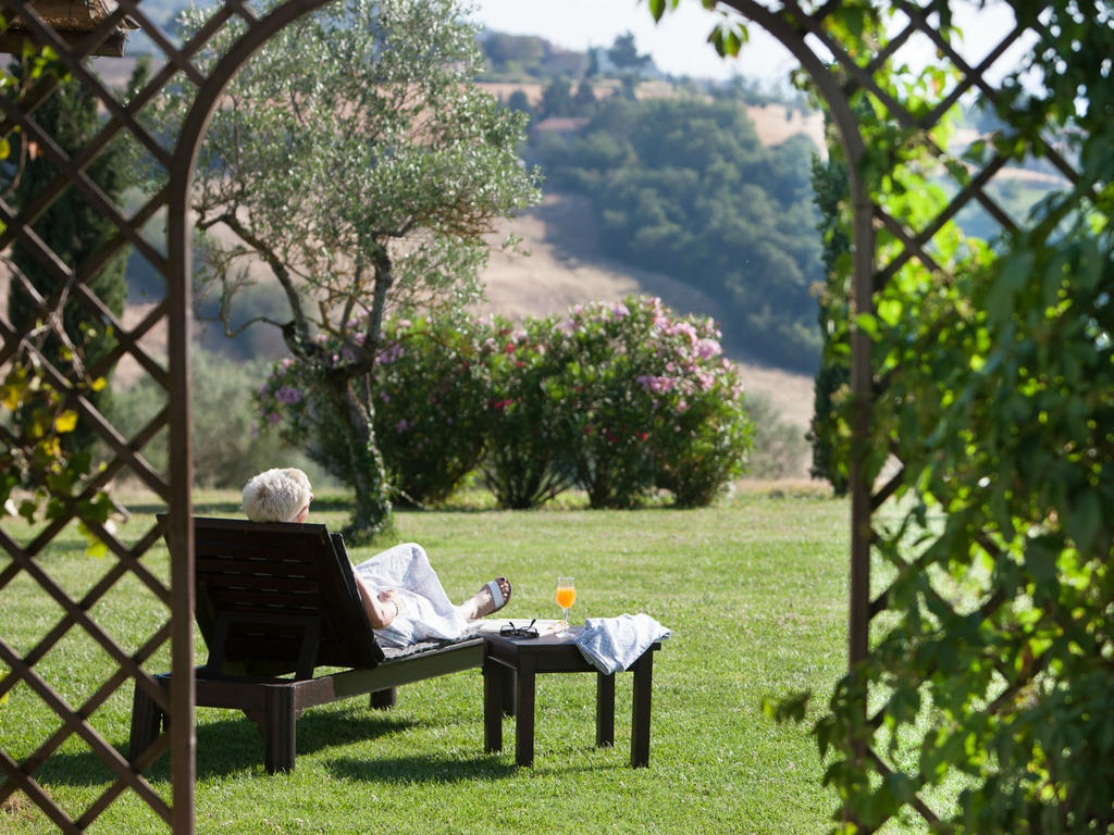 Tenuta Di Canonica Todi Eksteriør billede